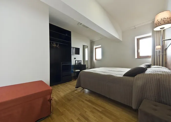 Gallery - Only Готель типу 