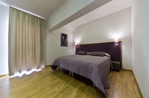 Gallery - Only 3* Сієна