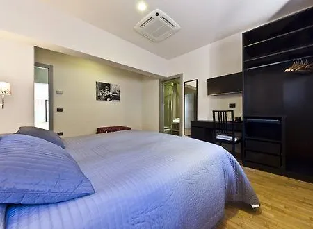 לינה וארוחת בוקר Gallery - Only 3*
